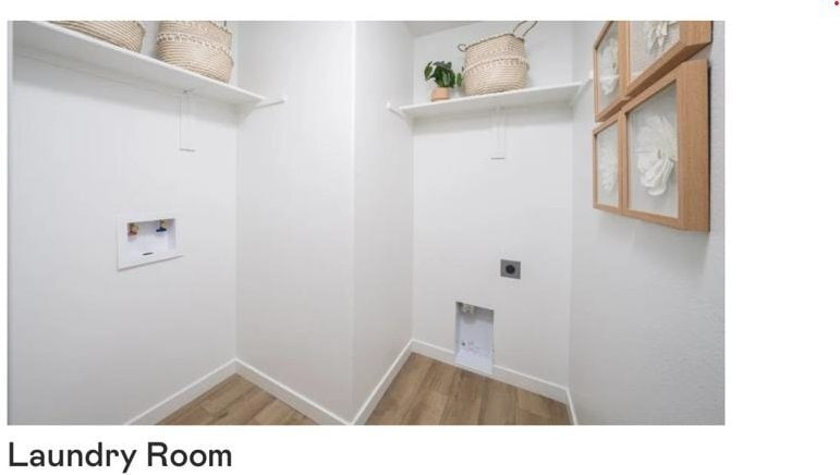 Building Photo - 8882 Fairport Ave