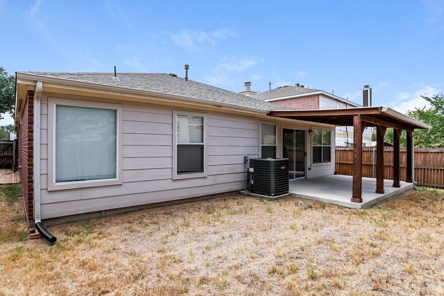 Building Photo - 3316 Bentgate Ct