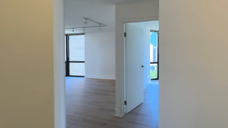 Building Photo - 1212 N Dearborn St