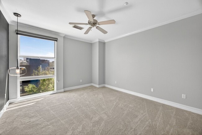 Building Photo - Luxury Downtown San Diego Condo | 2BR/2BA at Park Blvd West – $3,300/mo