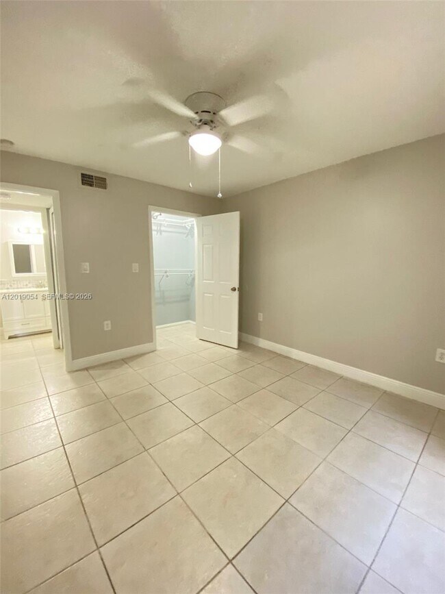 Building Photo - 15551 SW 104th Terrace