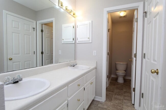 Building Photo - 6234 Cottage Woods Dr