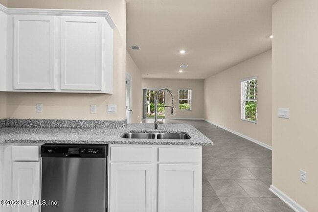 Building Photo - 279 Talulla Trl