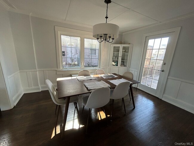 Building Photo - 17 Cottonwood Rd