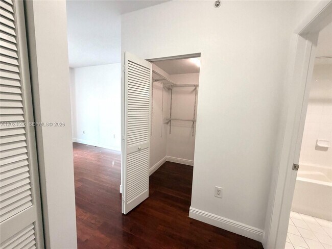 Building Photo - 7290 SW 90th St
