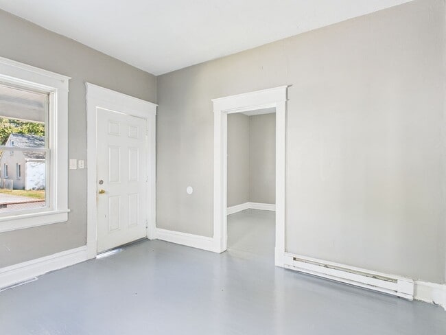 Building Photo - 2408 Concord Ave