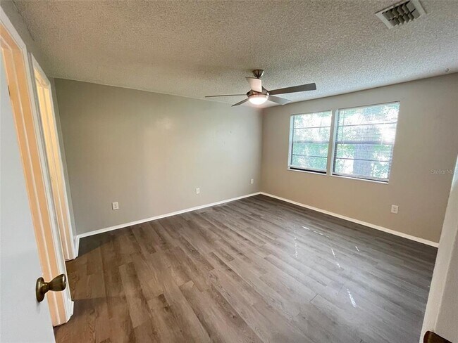 Building Photo - 139 Hunter Lake Dr