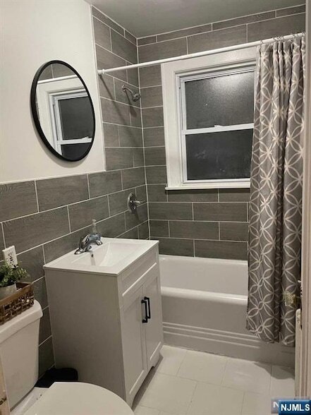 Building Photo - 54 Euclid Ave