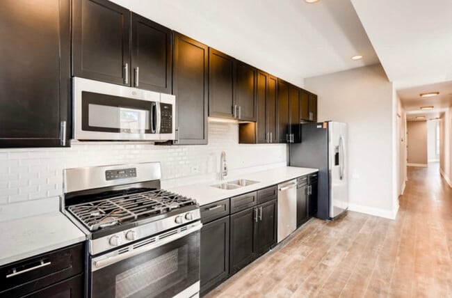 Building Photo - 4514 S Calumet Ave