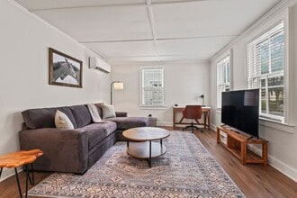 Building Photo - 38 George St