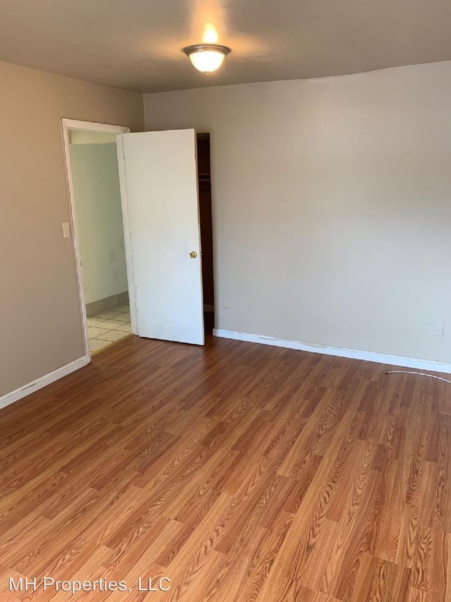 Building Photo - 3 br, 2 bath House - 8841 Trimble Way