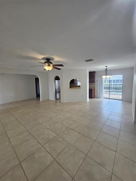 Building Photo - 4420 Palm Dr