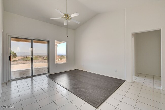 Building Photo - 10928 Button Willow Dr