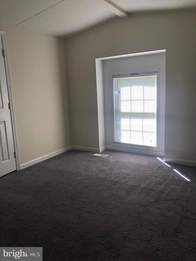 Building Photo - 2189 Downs Chapel Rd