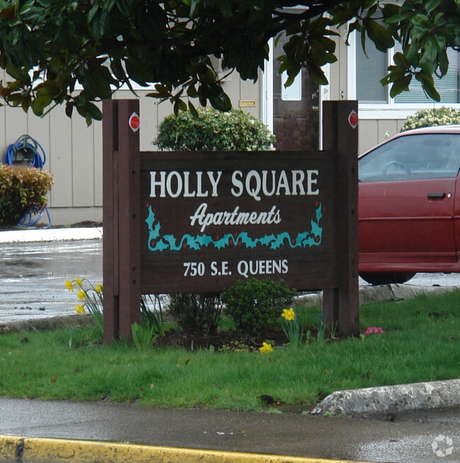 Building Photo - Holly Square Apartments