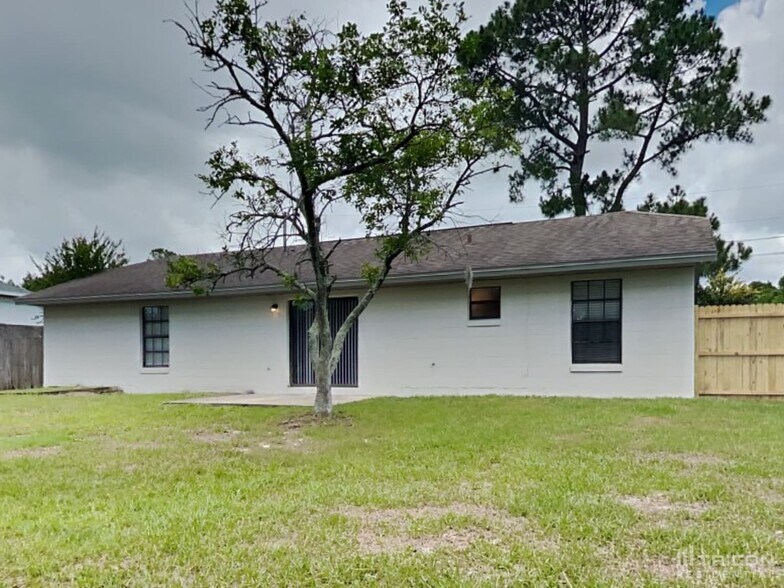 Building Photo - 3095 Branchville Dr