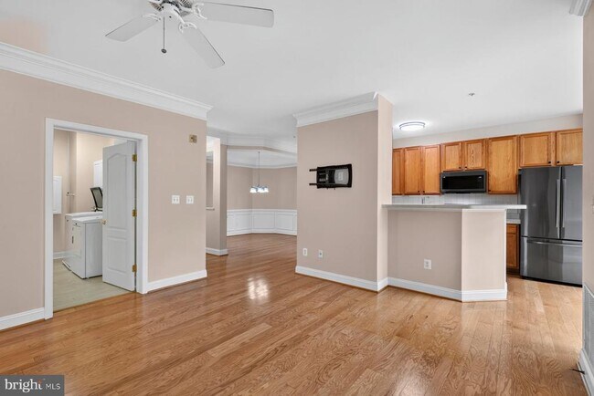 Building Photo - 2111 Ganton Green