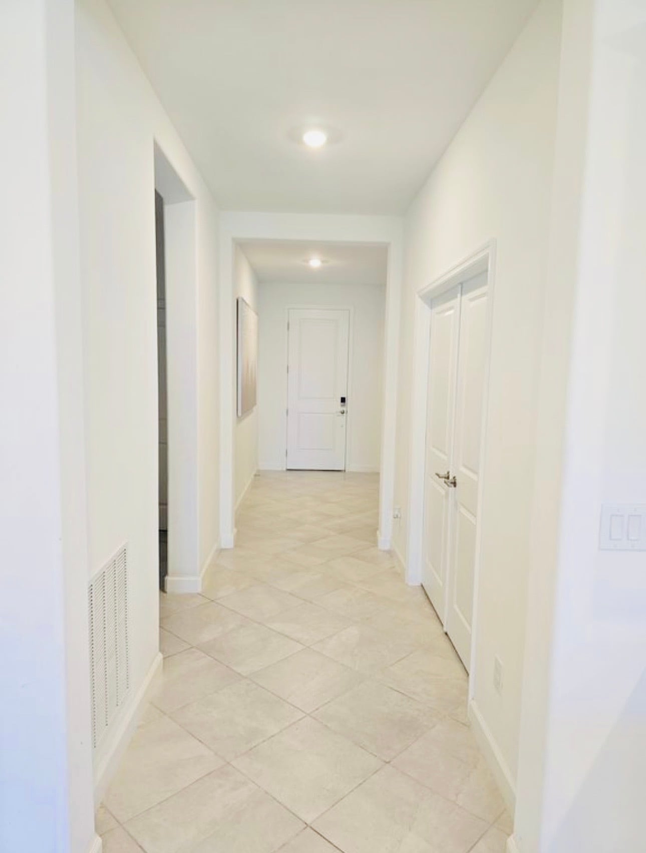 Building Photo - 15242 Serene Shores Loop