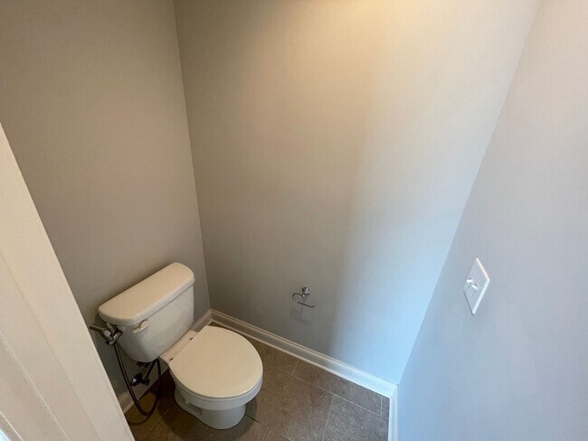 Building Photo - East Jefferson County Home For Rent