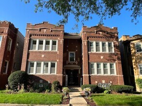 Building Photo - 5350 W Crystal St