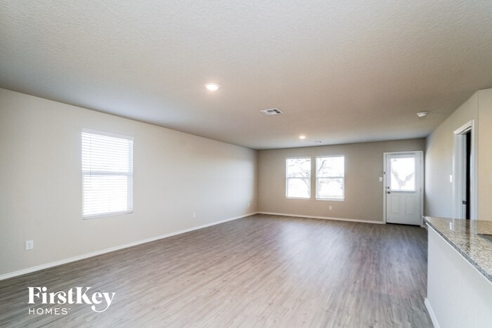 Building Photo - 5330 Trellised Ln