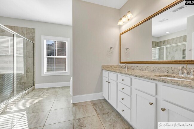 Building Photo - 320 Berlandier Ln