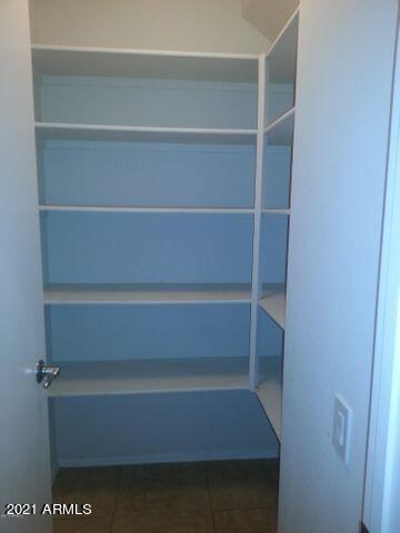 Building Photo - 8460 W Lewis Ave