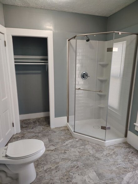 Building Photo - 20 Averill St