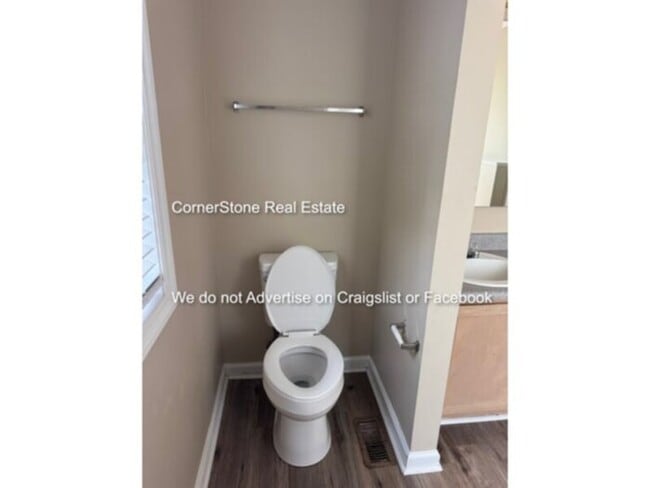 Building Photo - 1552 Clan Campbell Dr