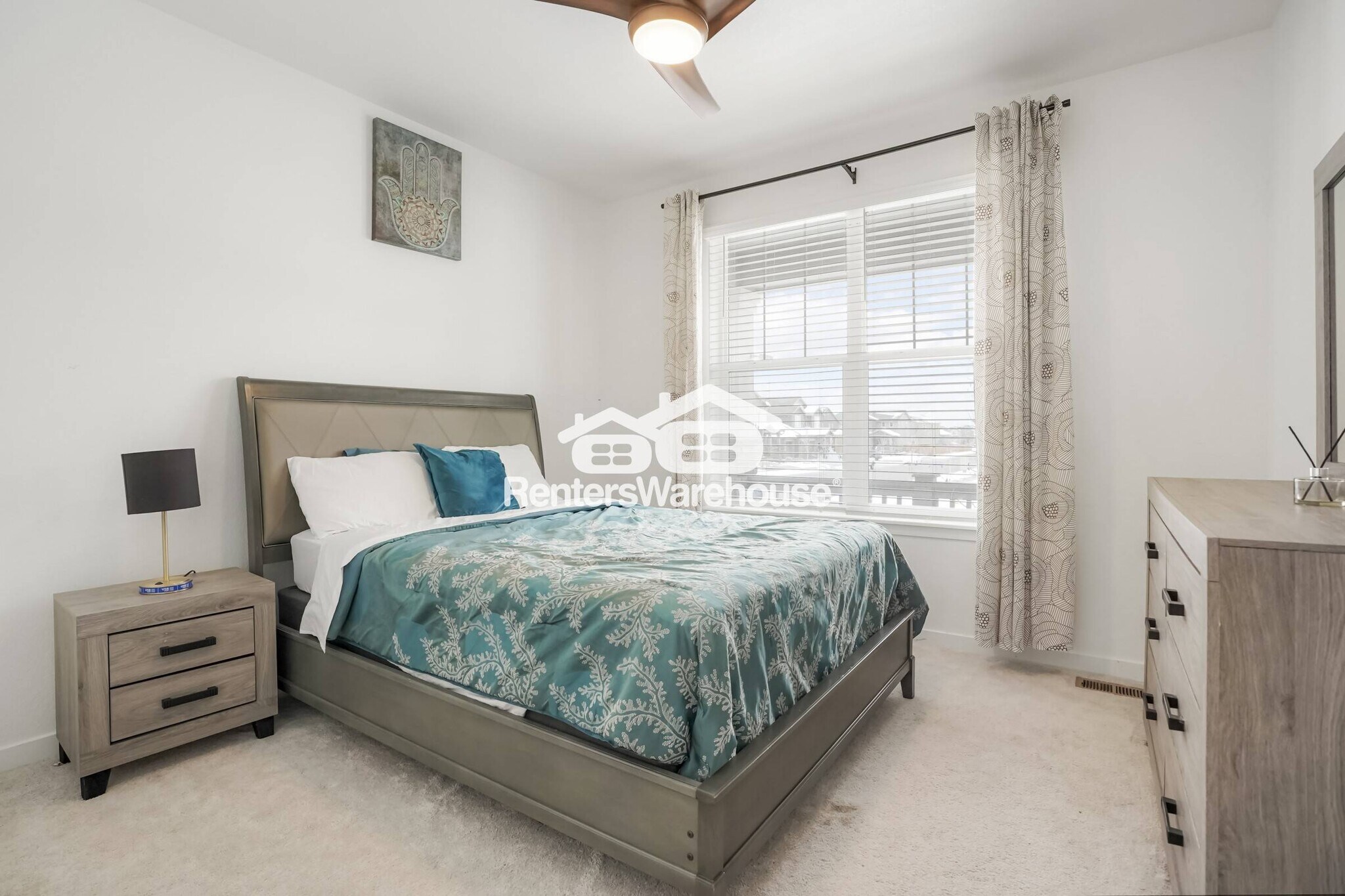 Building Photo - 961 S De Gaulle Ct