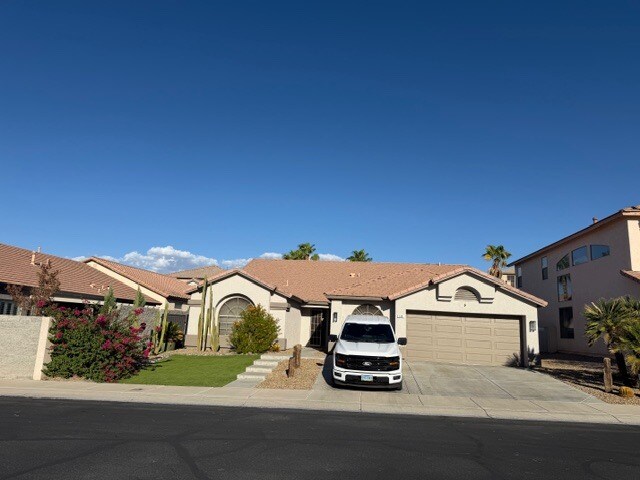Building Photo - 518 Dawn Cove Dr