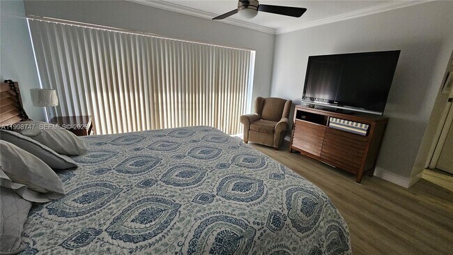 Building Photo - 16446 NE 27th Pl