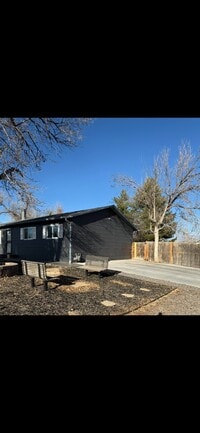 Building Photo - 11175 Dexter Dr