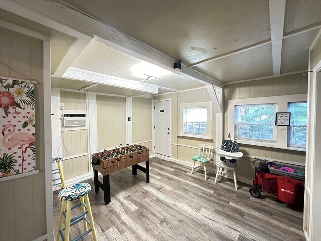 Building Photo - 2014 39th St