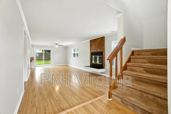 Building Photo - 5489 Glenville Cir
