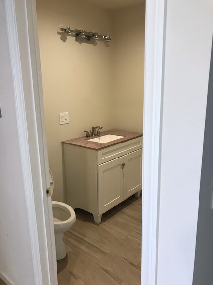 Building Photo - 4250 35th St