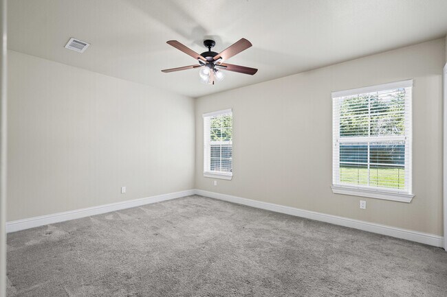Building Photo - 2609 Benbrook Blvd