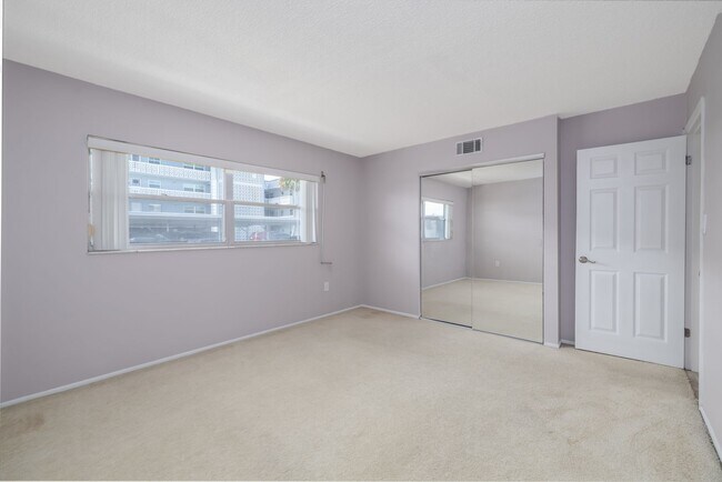 Building Photo - 325 N. CAUSEWAY-#D103