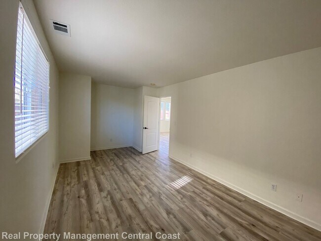 Building Photo - AVAILABLE NOW - Executive Style Santa Mari...