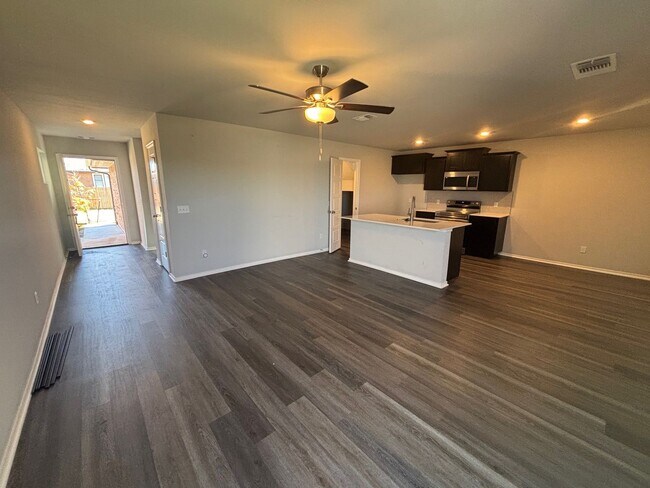 Building Photo - First Month Free!