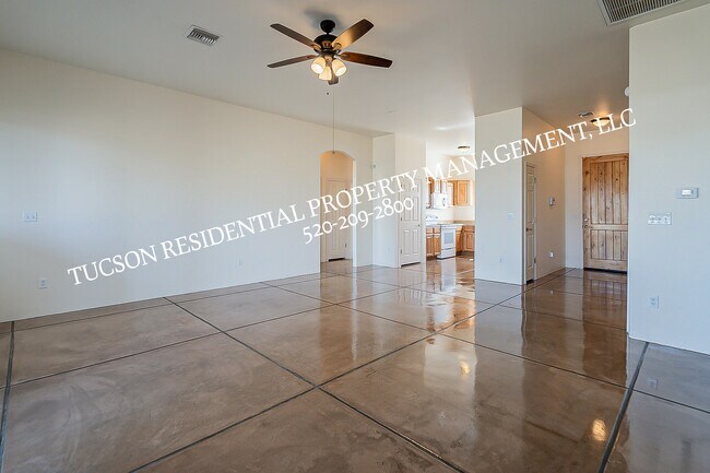Building Photo - 7399 E Poinciana Pl