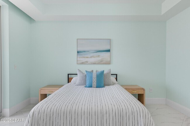 Building Photo - 200 Ocean Crest Dr