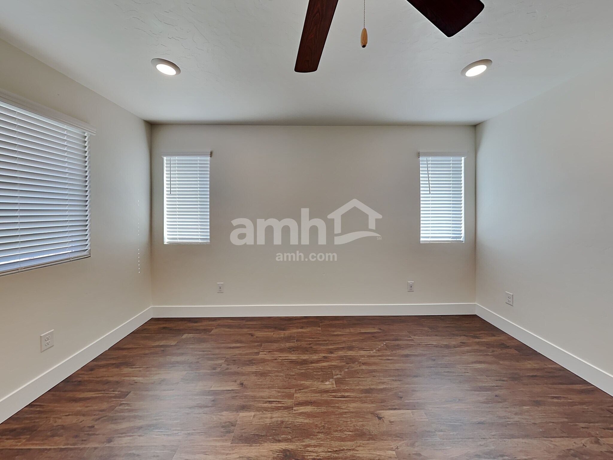 Building Photo - 1446 Alderleaf Ave