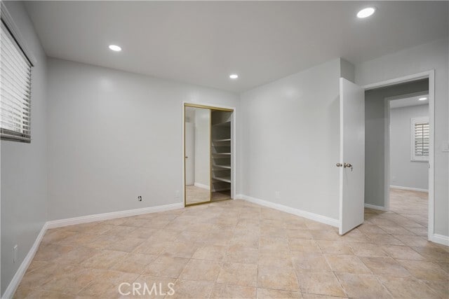 Building Photo - 7055 Avenida Leon