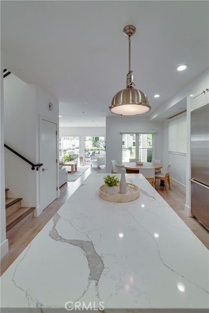 Building Photo - 608 Heliotrope Ave