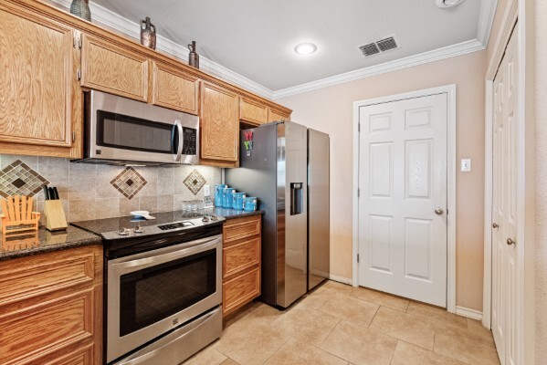 Building Photo - 13937 Windjammer Dr