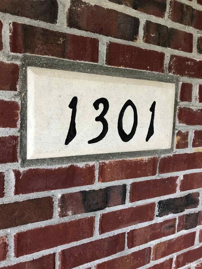 Building Photo - 1301 Cobble Creek Cir