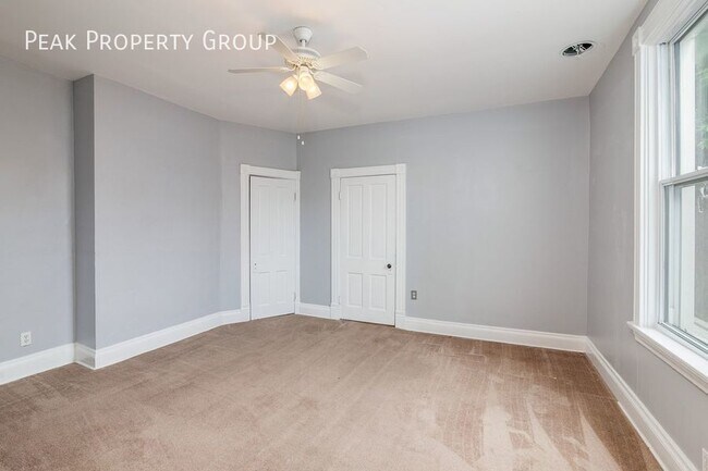 Building Photo - 2552 Vestry Ave
