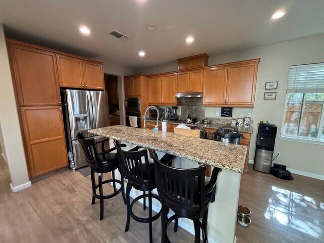Building Photo - 497 W Felicidad Ave