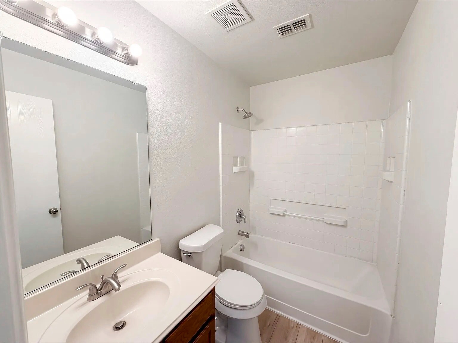 Building Photo - 8849 Sun Haven Way